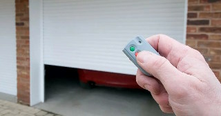Купить автоматику для рулонных ворот Донецк, цена от 2788 руб.