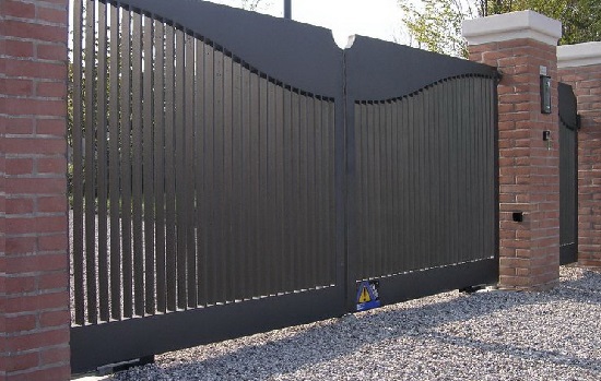 Купить новые ворота Абакан откатные в Донецке по цене от 84160 руб