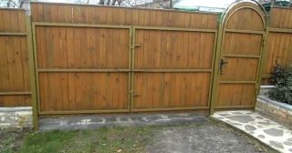 Купить распашные ворота деревянные Донецк, цена от 2788 руб.